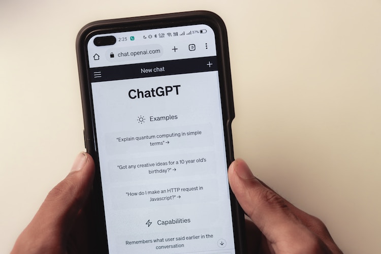 chatgpt on smartphone